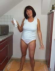 kinky mama playing with some whipped cream